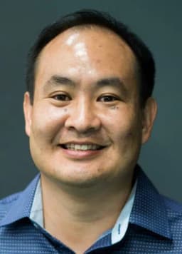 Dennis Yu